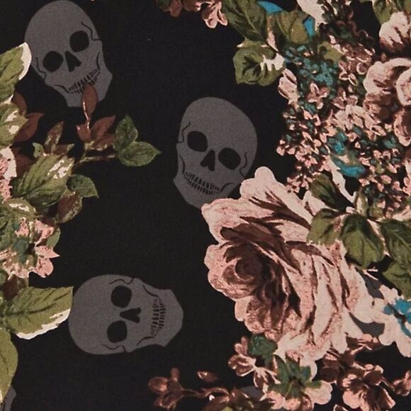 Torrid Black Skull Floral Crepe Sweetheart Peplum Blouse. - Picture 7 of 11